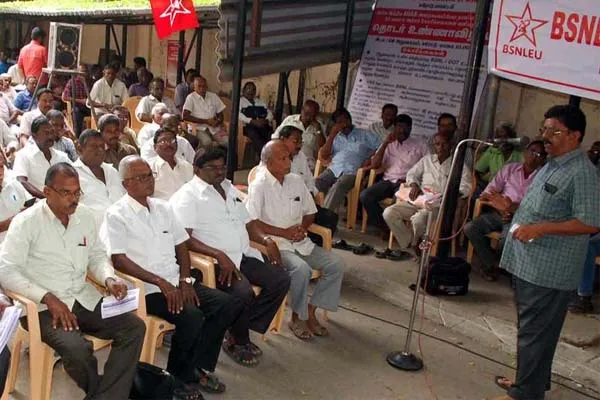 hunger strike by BSNL workers